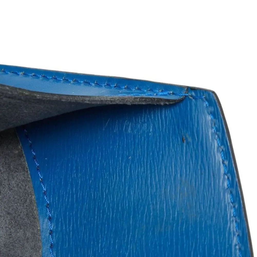 Louis Vuitton Cluny Shoulder Bag M52255